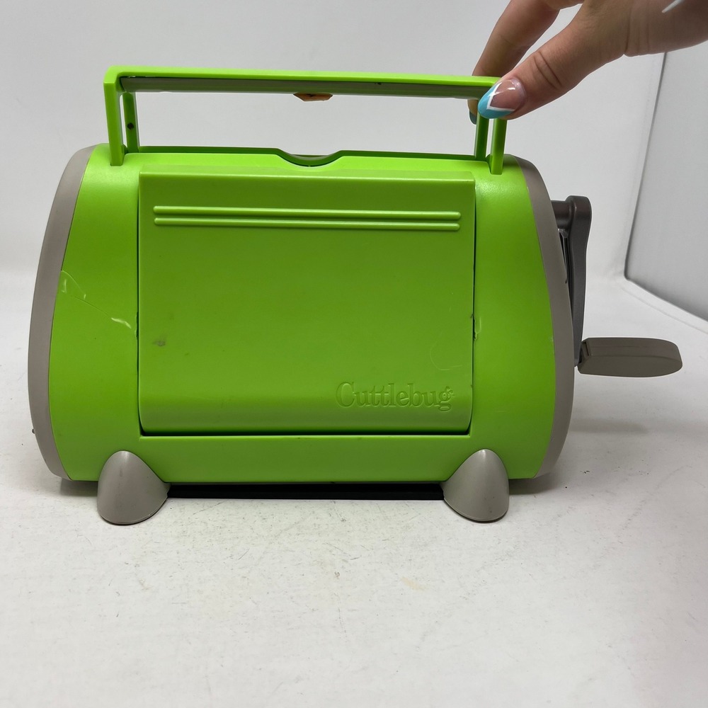 Provo Craft Cuttlebug Die Cutting Embossing Machine Lime Green Manual Tool